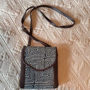 Geometric Patterned Crossbody Bag